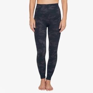 SPANX Black‎ Camo Seamless Leggings for Women Tummy Control